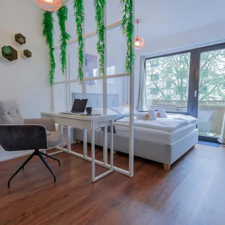 Design Studio Nahe Messe Und Hbf Mit Wlan Und Netflix Apartment *
